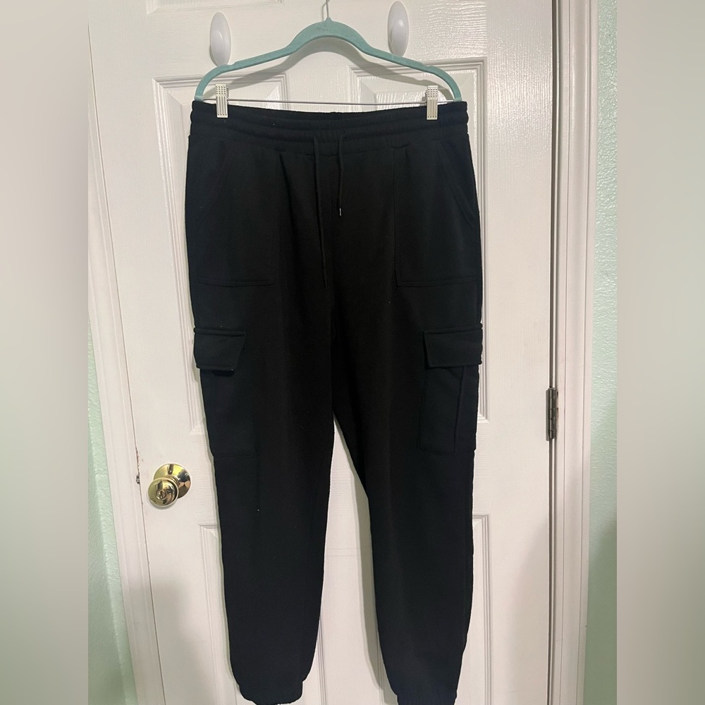 Set of 2, Black/Olive Green Cargo Sweat Pants Size XL